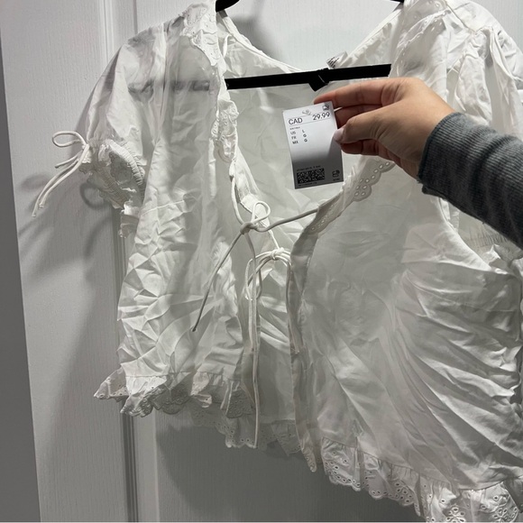 H&M White Ruffle-Trimmed Cotton Blouse L - Picture 3 of 5